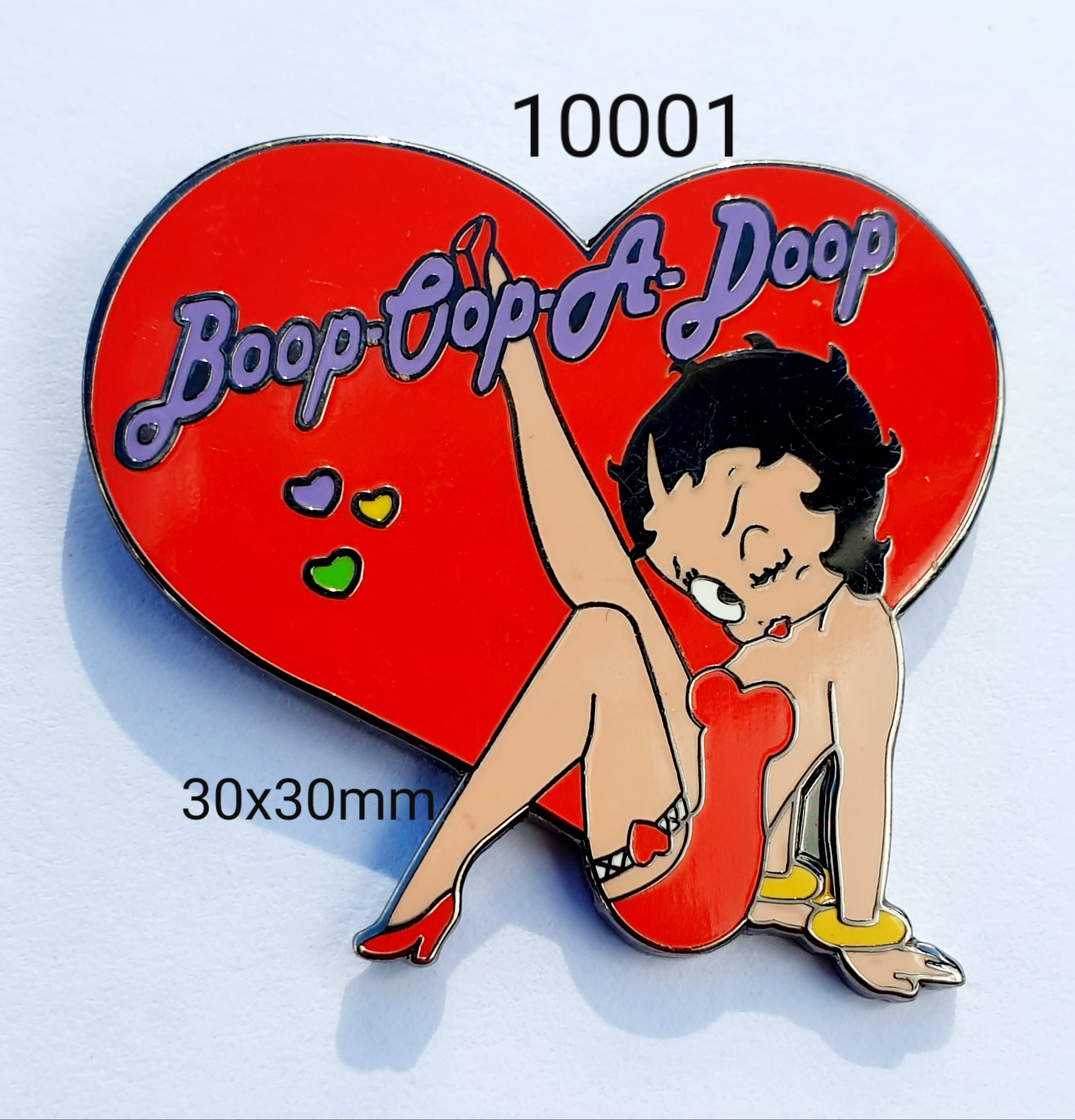 10001 Betty Boop Heart Lapel Pin / Badge