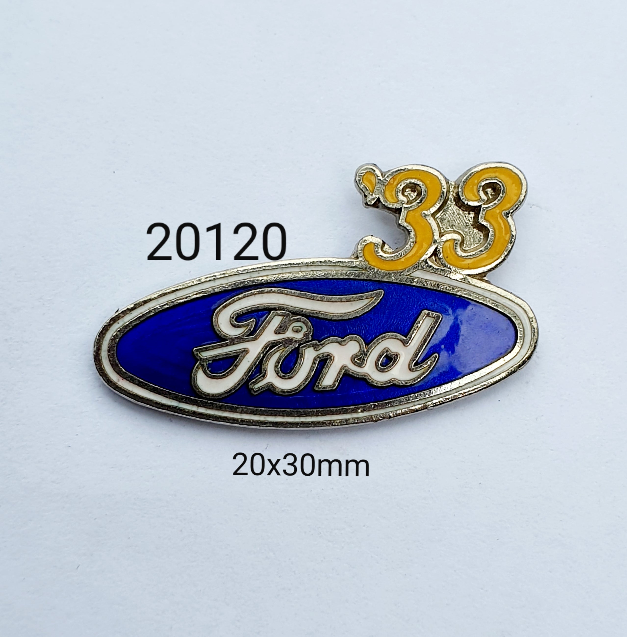 20116 Ford Year Pin Lapel Pin / Badge