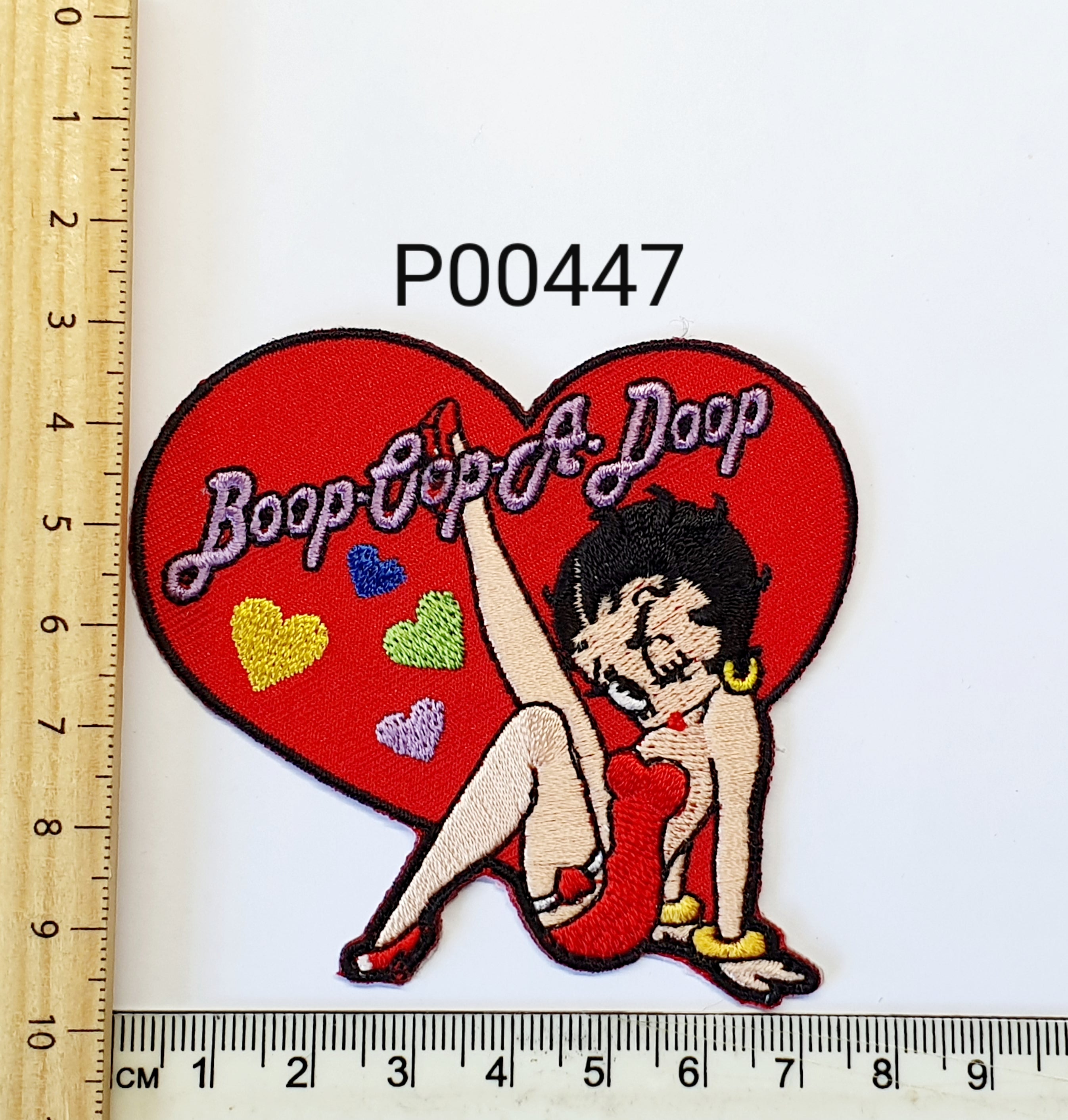 P00447 Betty Heart Iron On Cloth Patch