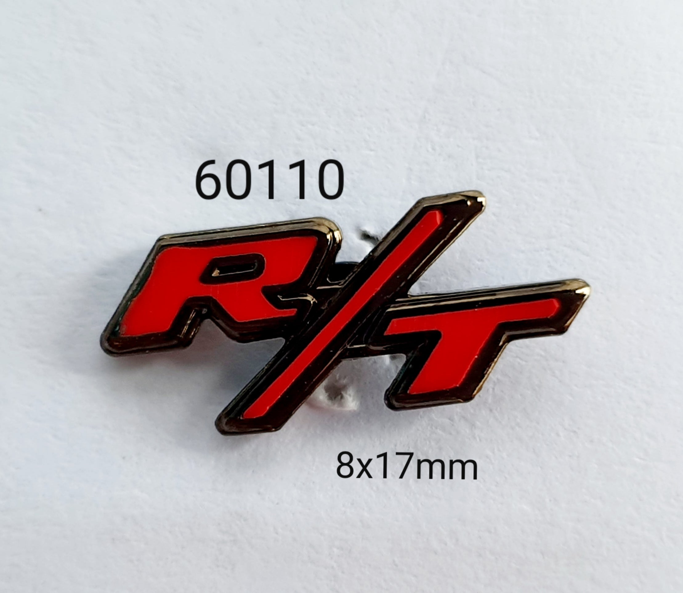 60110 R/T Small Lapel Pin / Badge