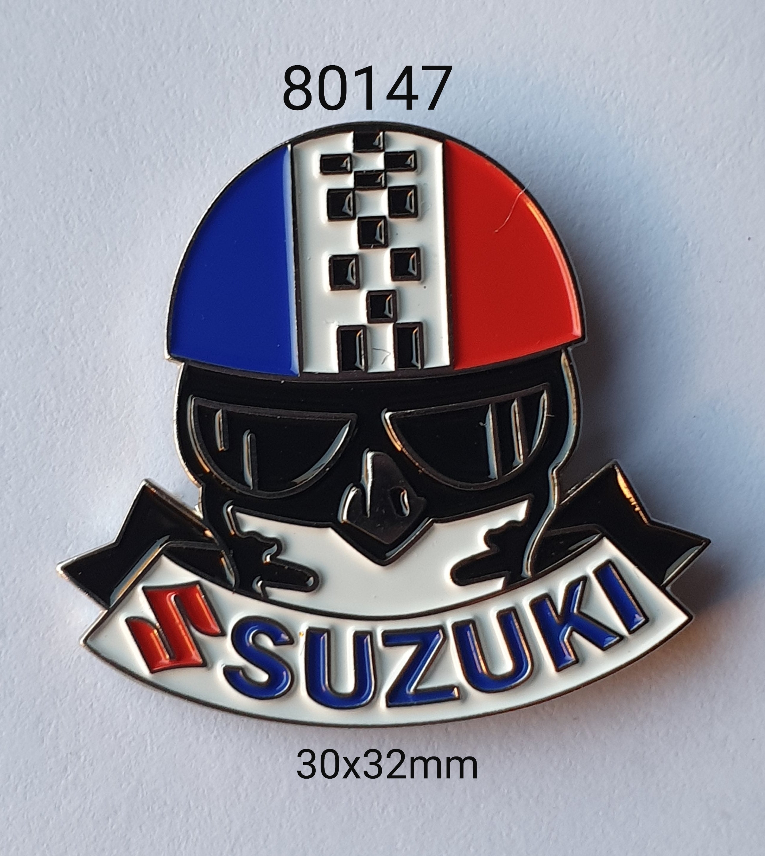 80147 Suzuki Helmet Lapel Pin / Badge