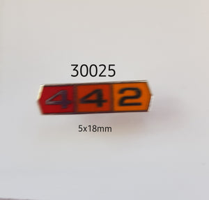 30025 442 Lapel Pin / Badge