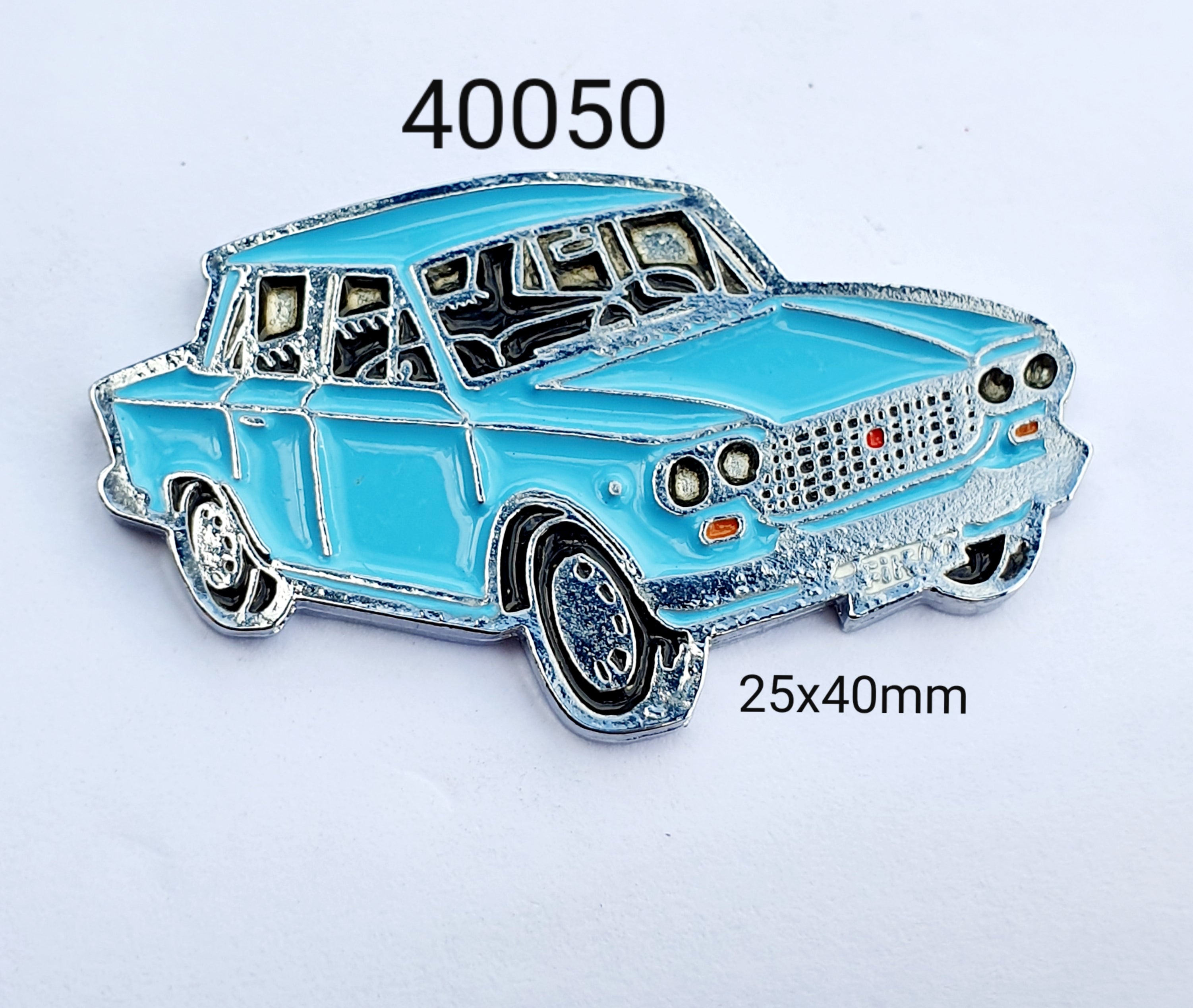 40050 Fiat 1500 1962 Lapel Pin / Badge