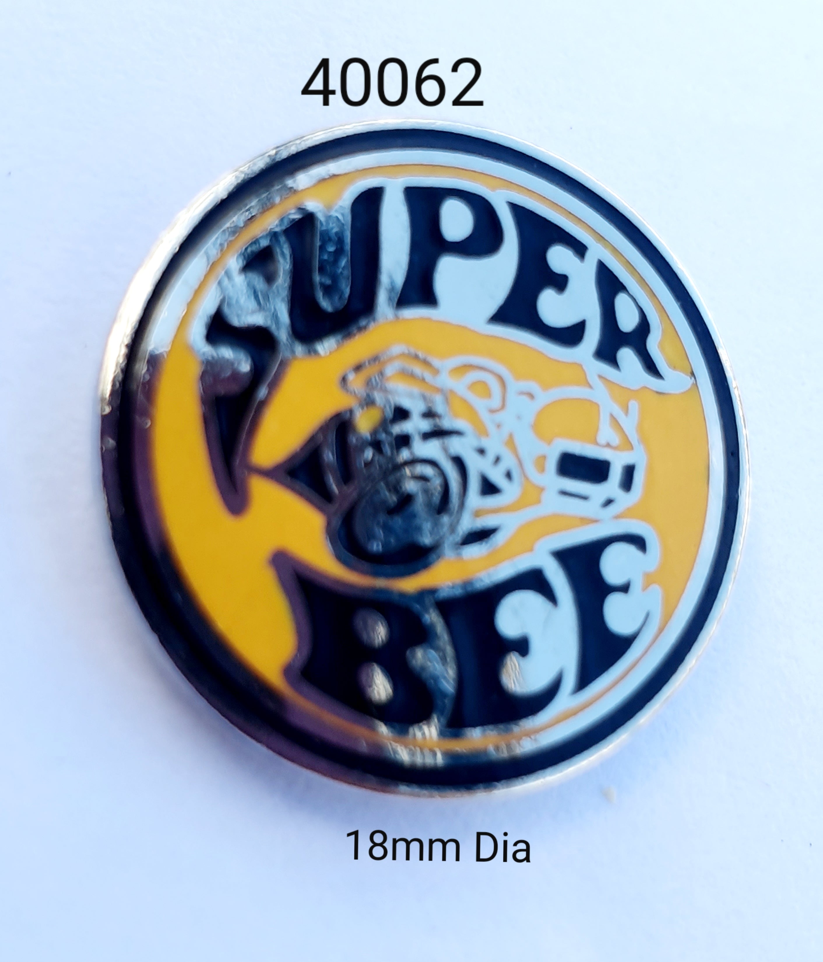 40062 Super Bee Round Lapel Pin / Badge