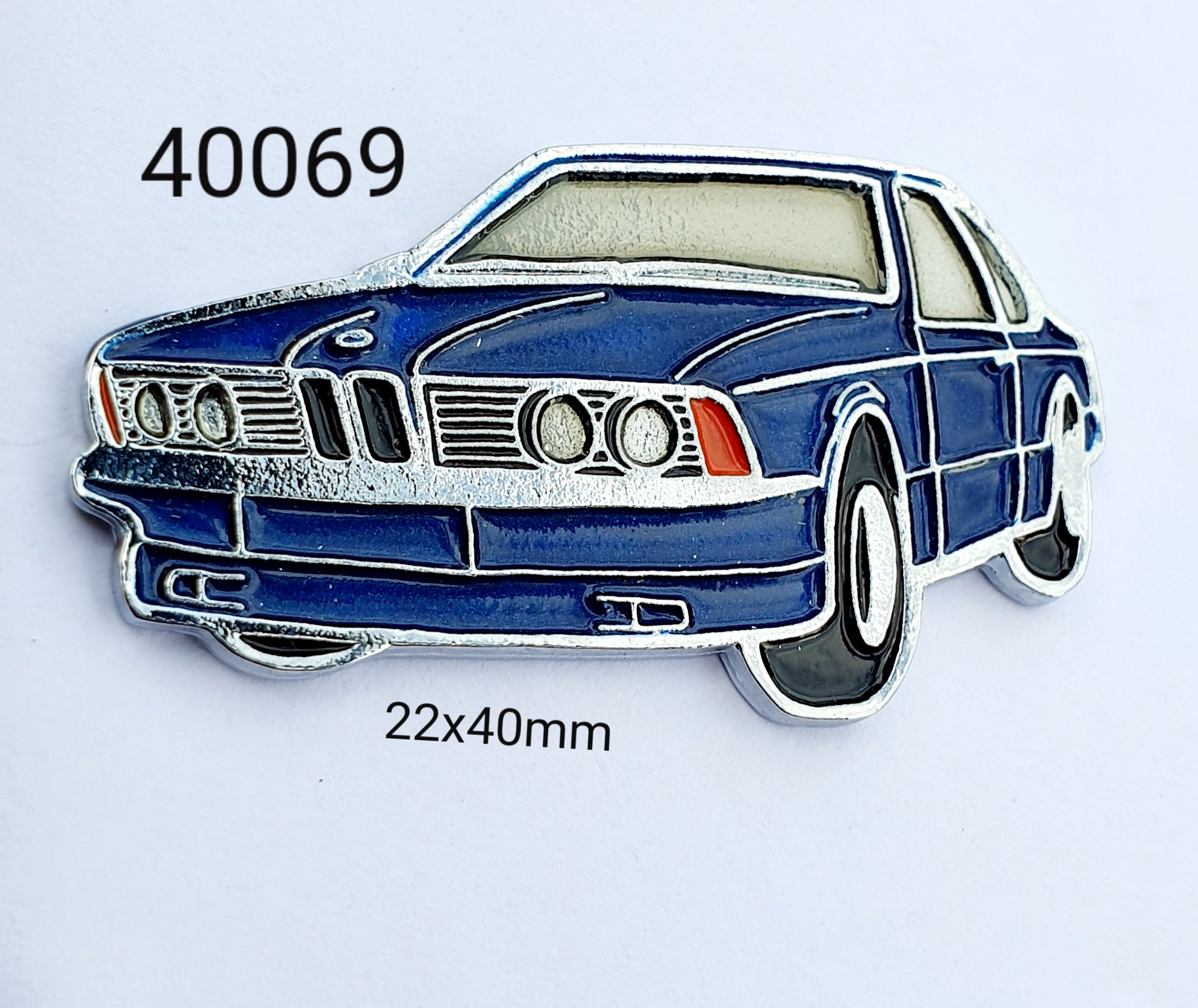 40069 BMW 6 Series Car Lapel Pin / Badge