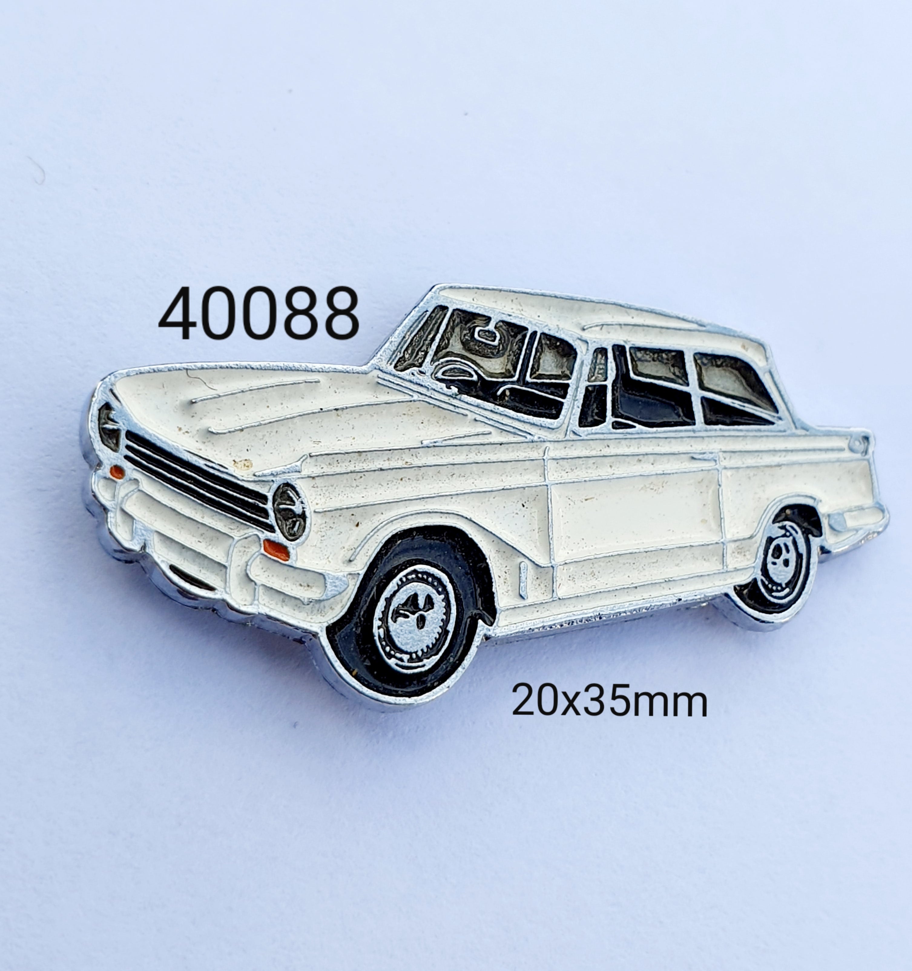 40088 Triumph Herald 16/60 Lapel Pin / Badge