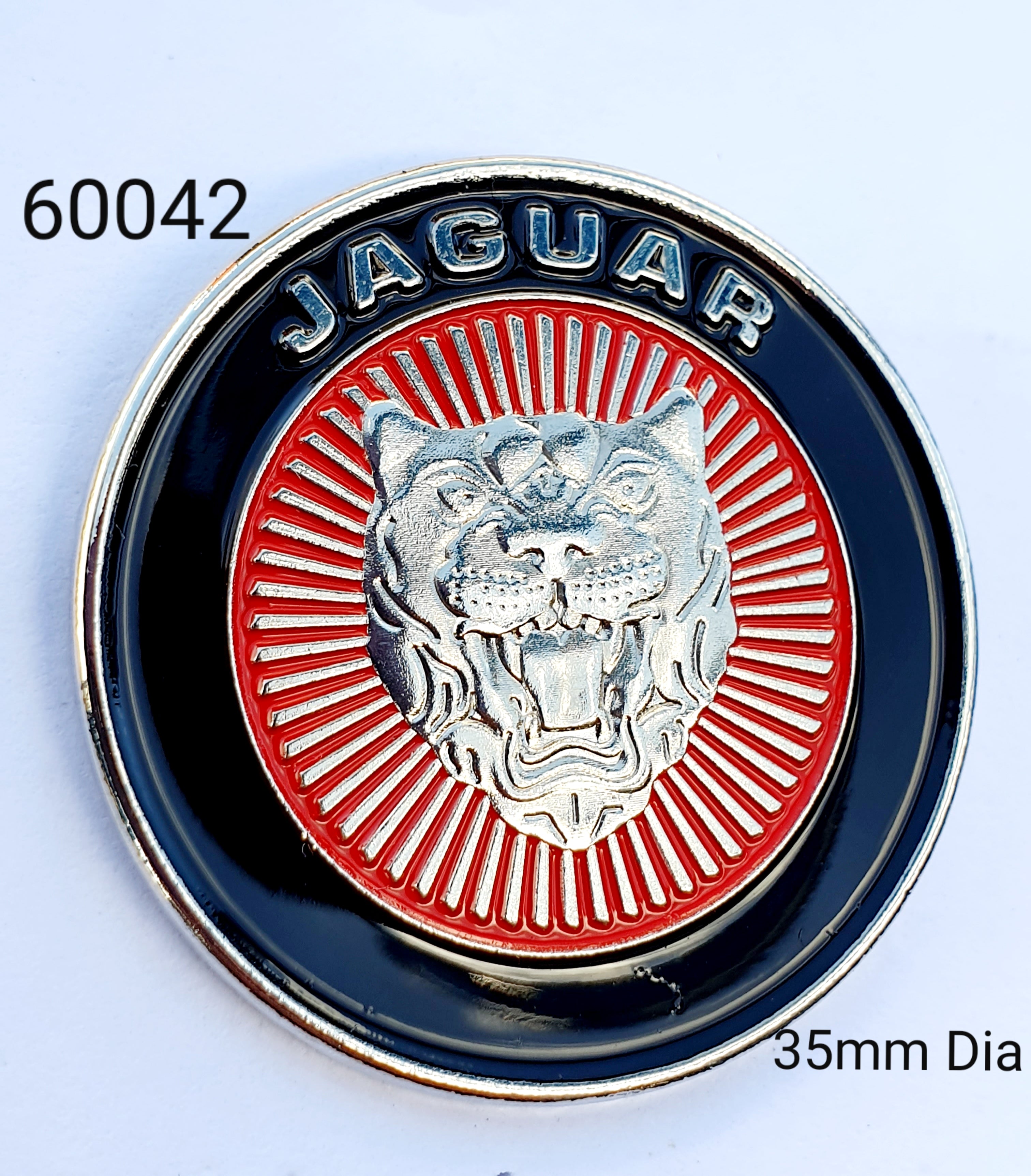 60041 Jaguar Round Large Lapel Pin / Badge