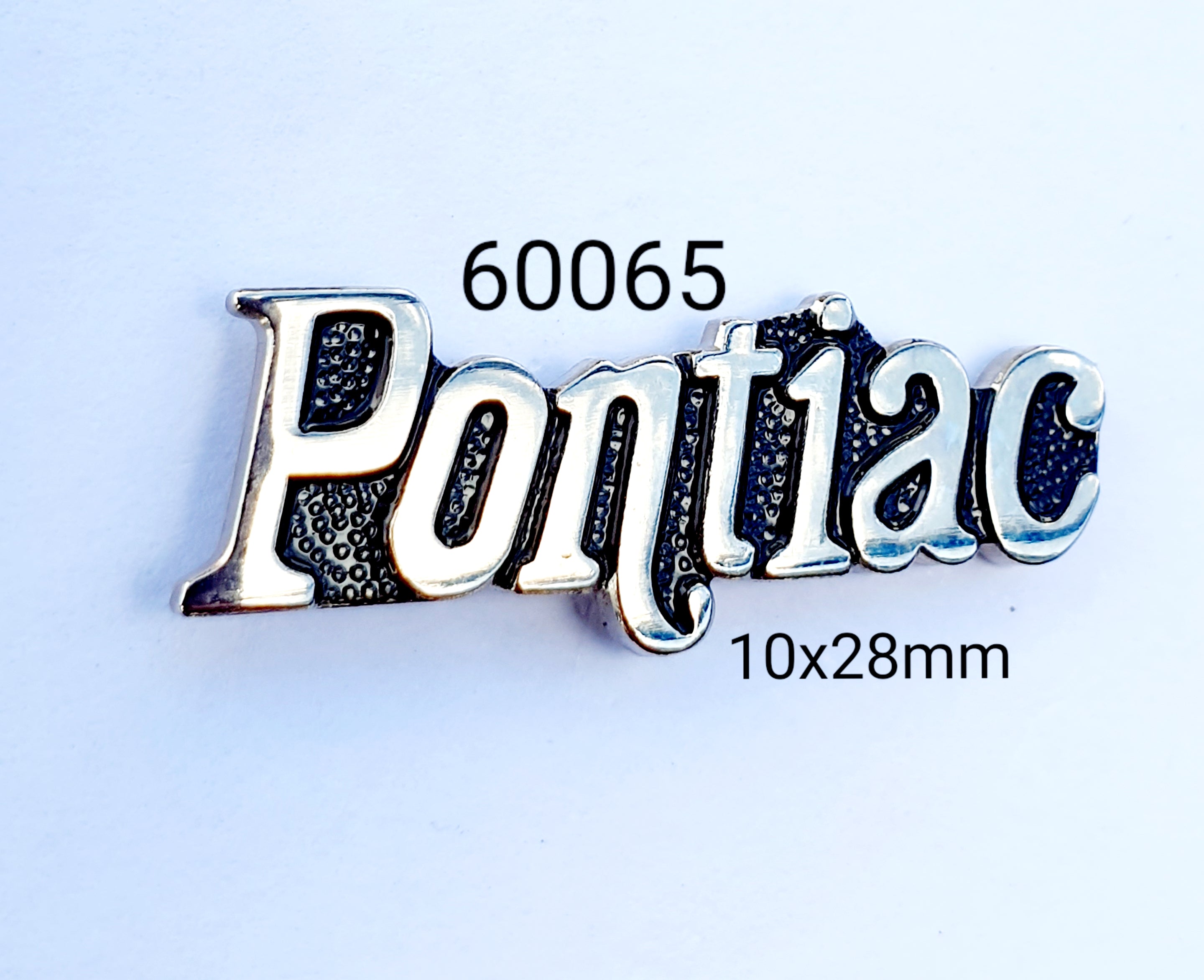 60065 Pontiac Script Lapel Pin / Badge