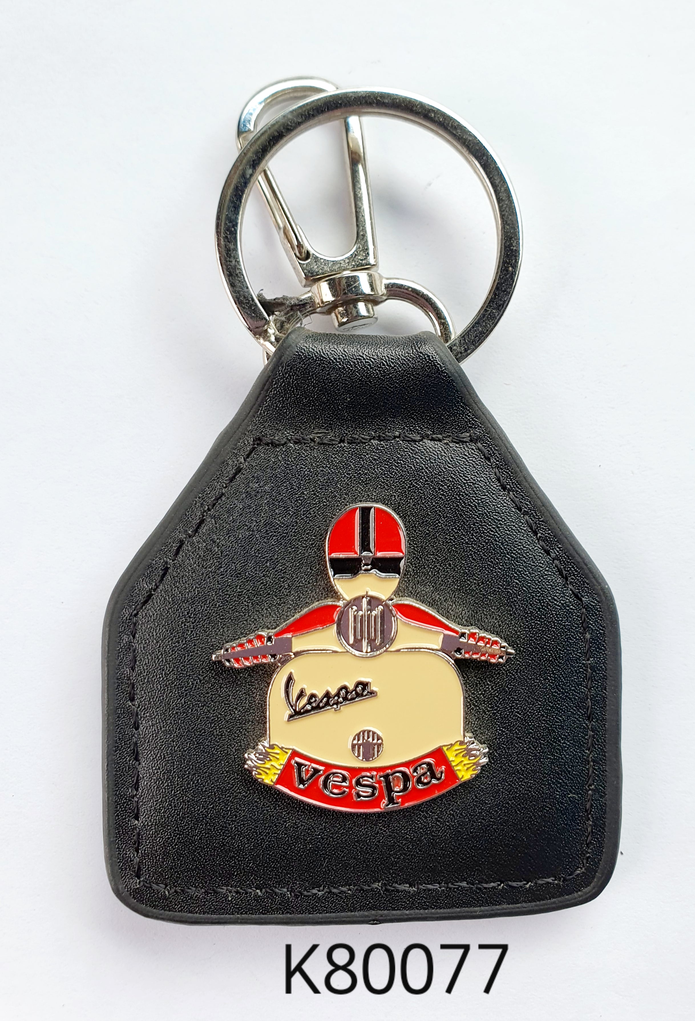 K80077 Vespa Key Ring