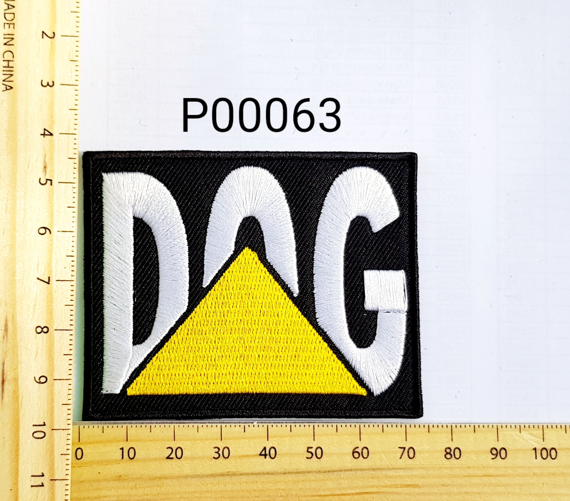 P00063 DOG / CAT Iron On Cloth Patch