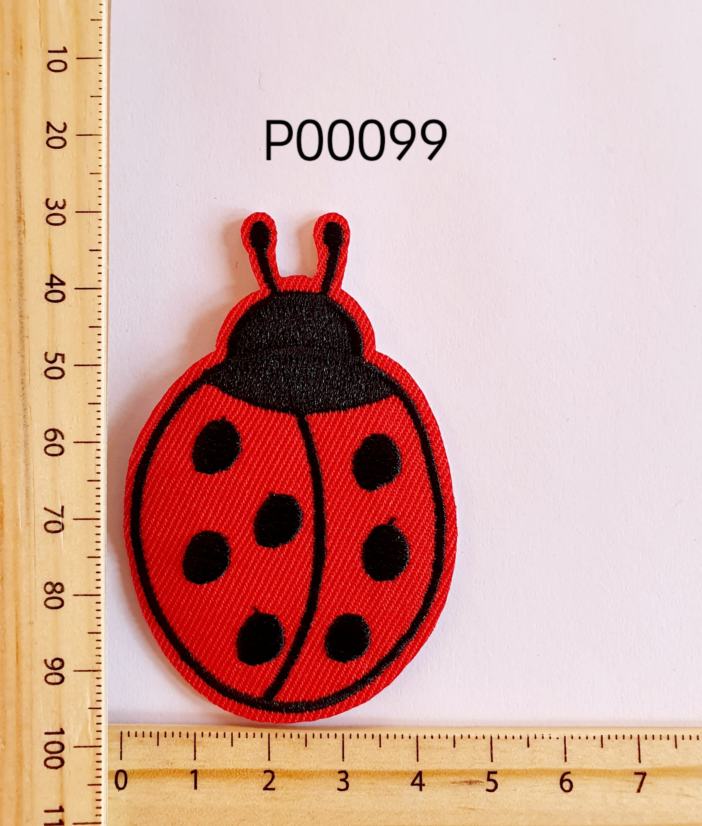 P00099 Ladybug Iron On Cloth Patch