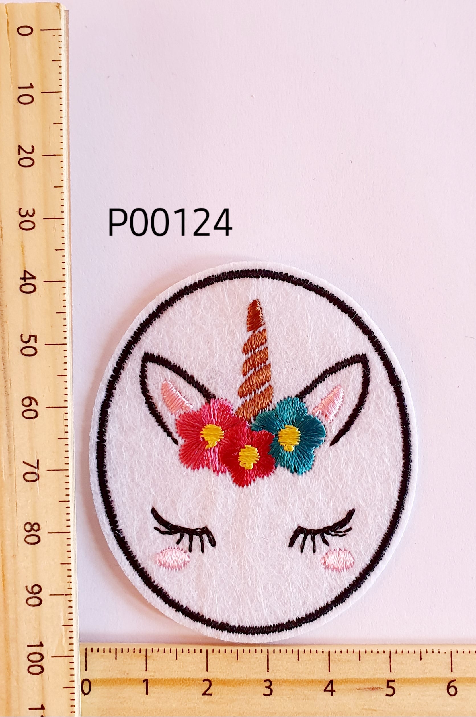 P00124 Unicorn Face Iron On Cloth Patch