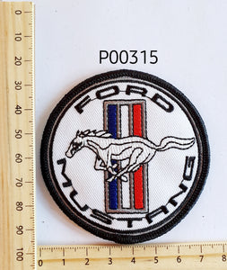 P00315 Mustang White Round Iron On Cloth Patch