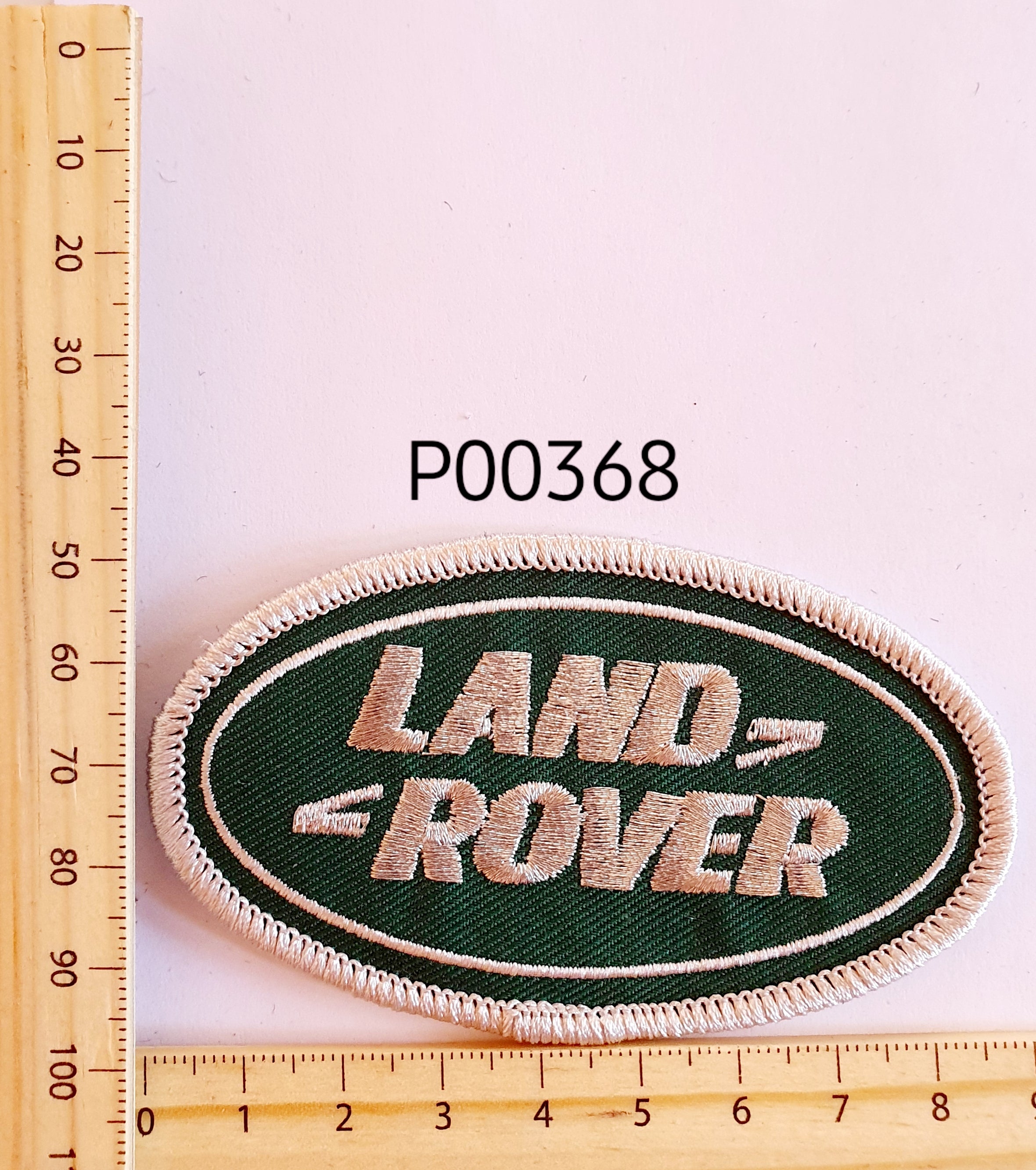 P00368 Land Rover Oval Iron On Cloth Patch