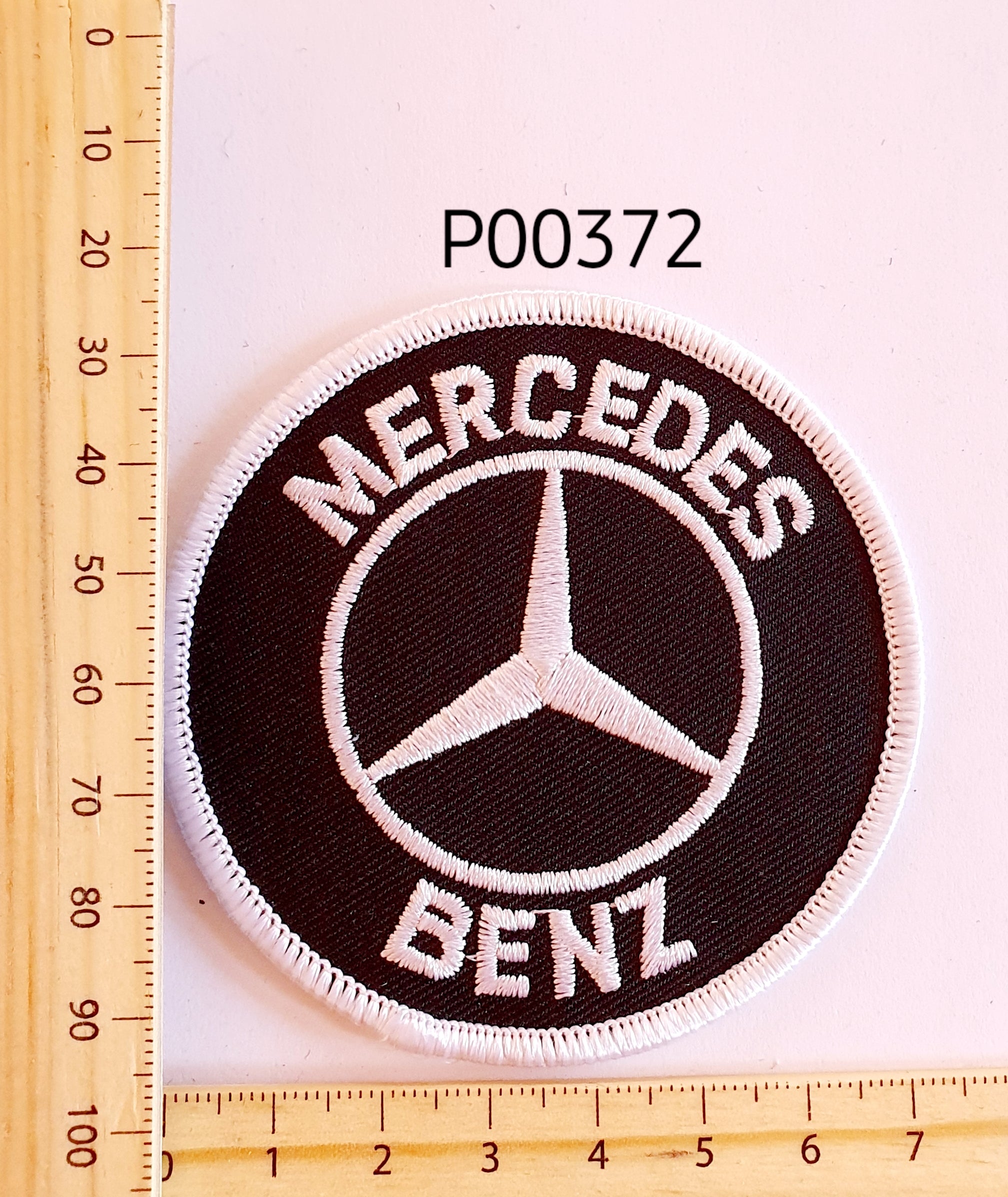 P00372 Mercedes Benz Logo Round Iron On Cloth Patch